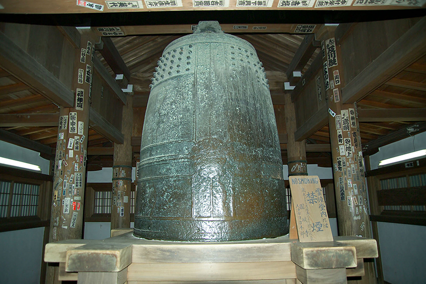 Benkei bell on display at the Mii-dera monastery in Japan