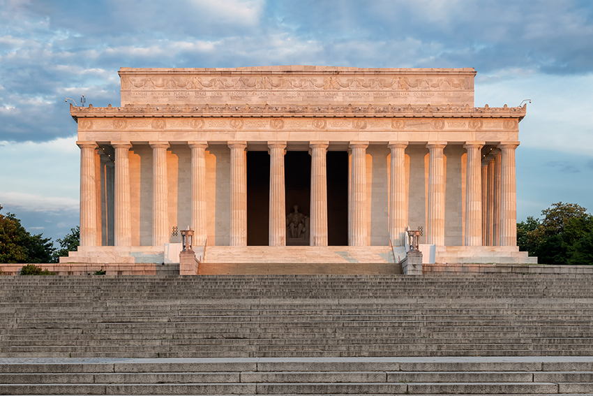 Lincoln Memorial in Washington, D.C. at sunrise